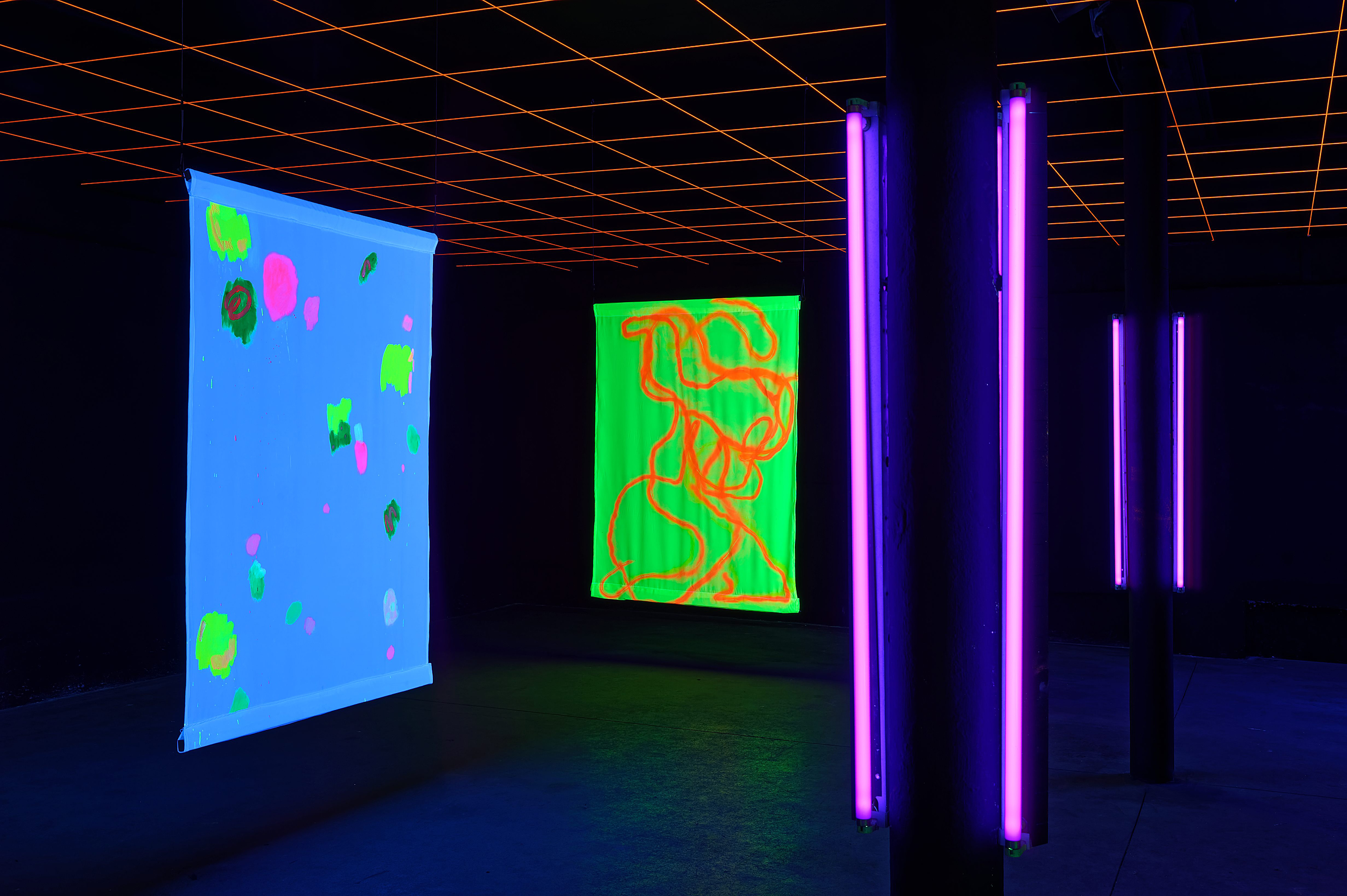 Briller & Disparaître