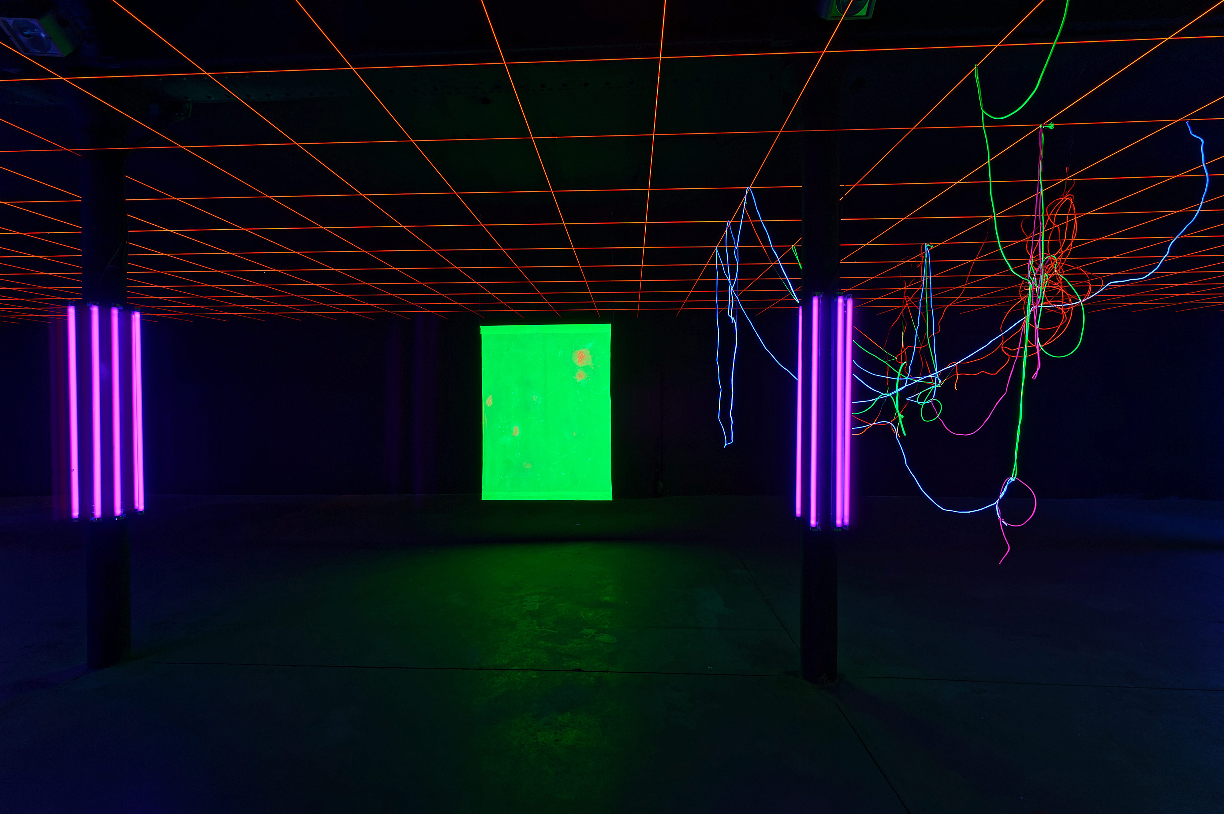 Briller & Disparaître