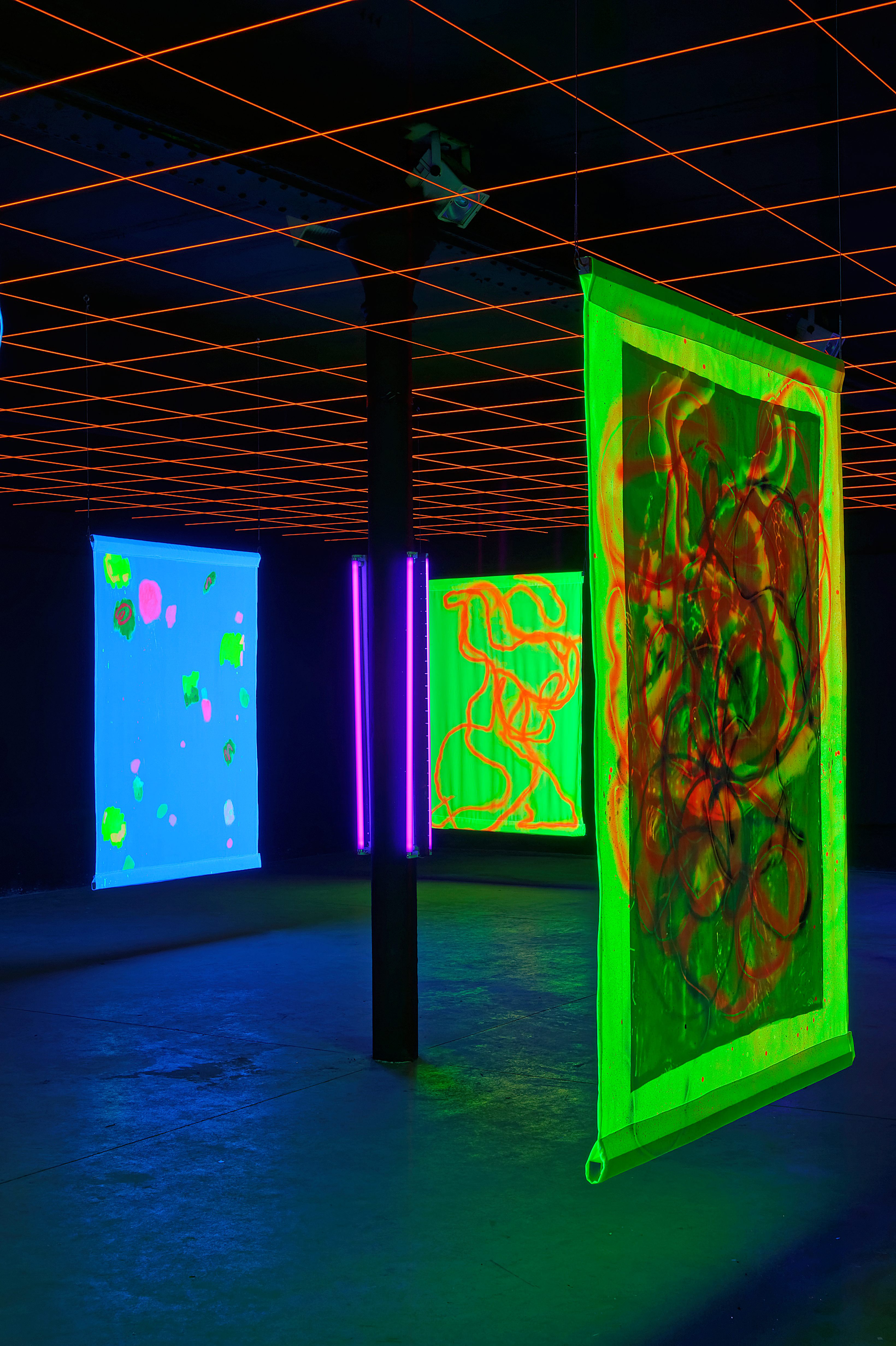 Briller & Disparaître